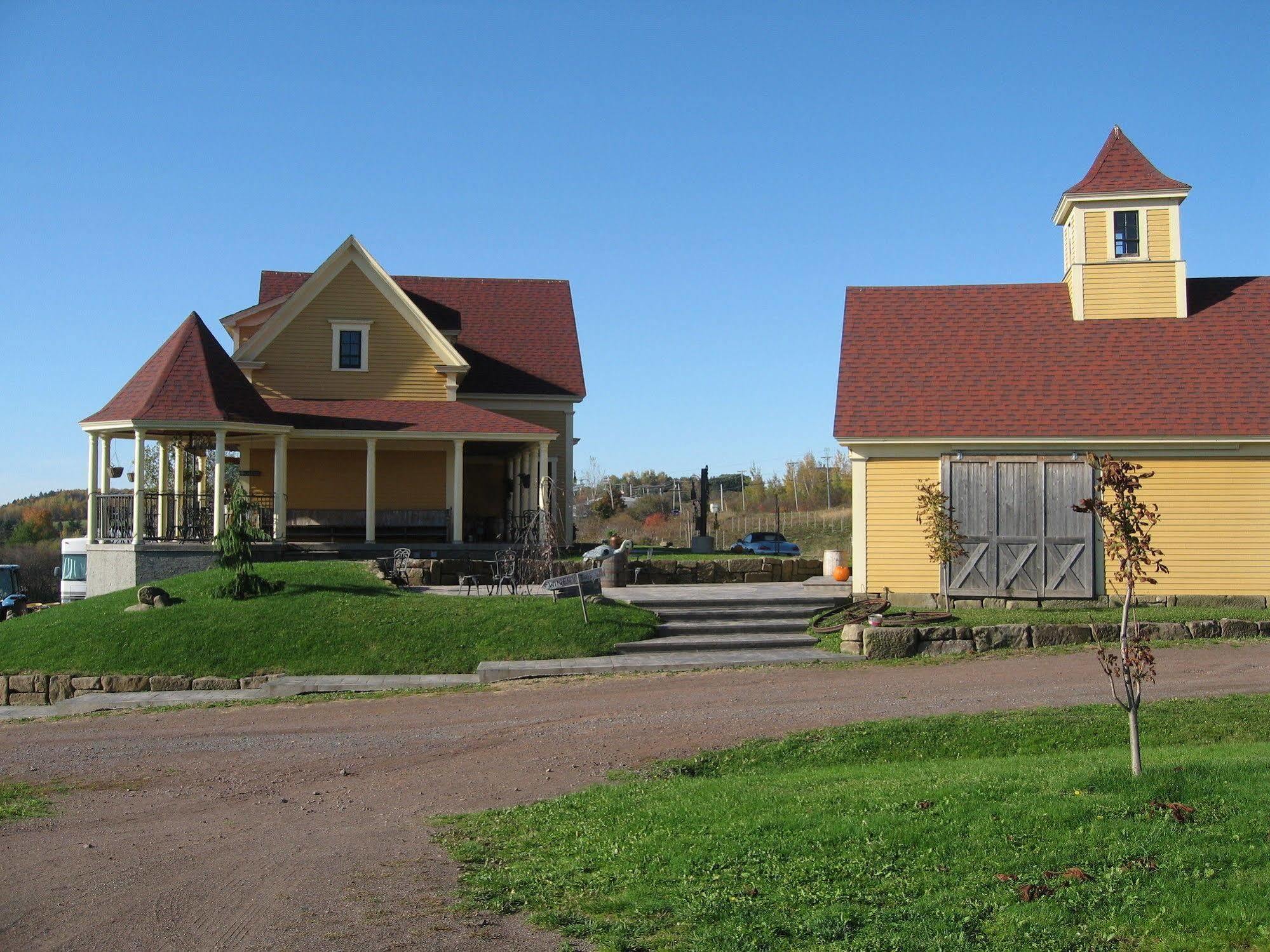Hotel Magnetic Hill Winery Moncton Exterior foto